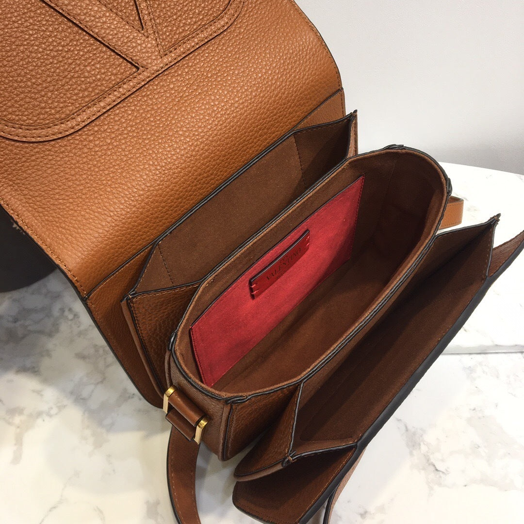 Dragons Bags - High-Quality Designer Products for You - AFFORDABLE LUXURY BAGS - 5599