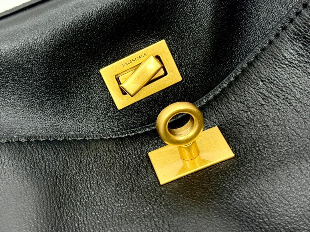 new-luxury-designer-bags-nm25087