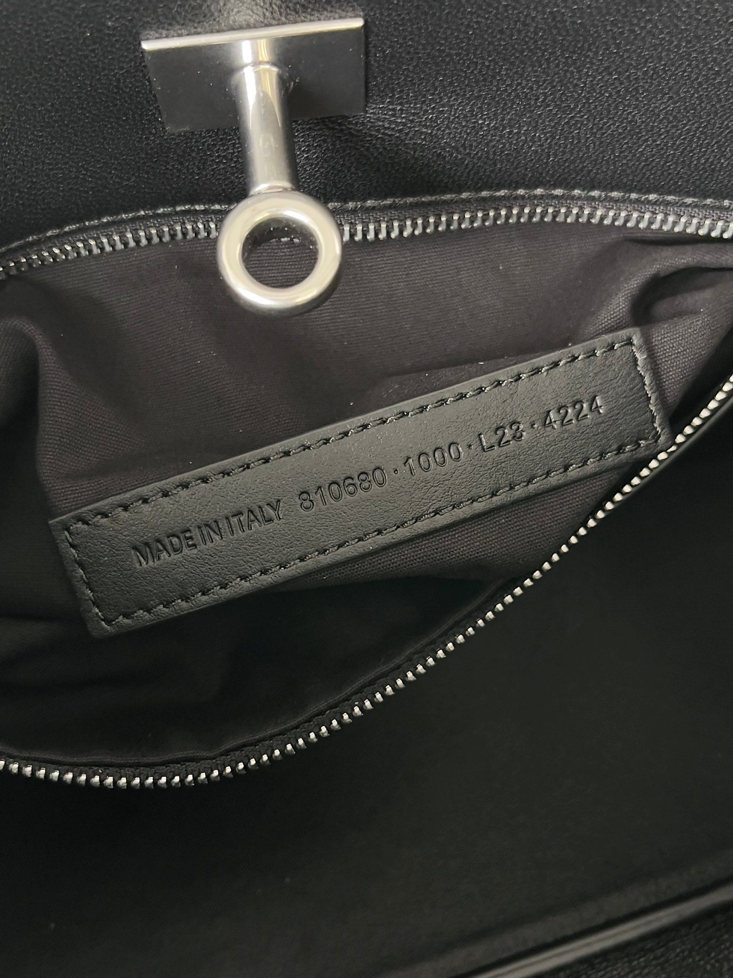 new-luxury-designer-bags-nm24355