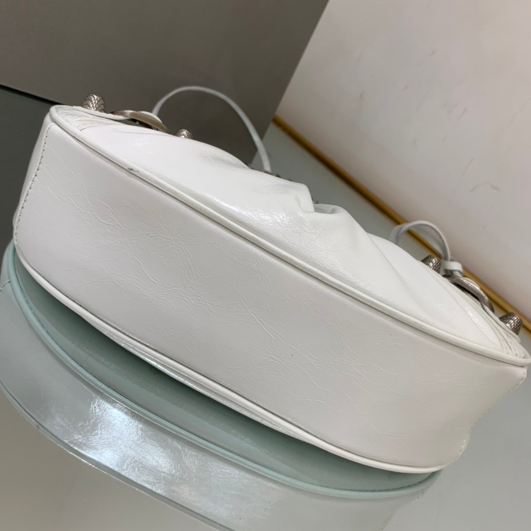 new-luxury-designer-bags-nm24191