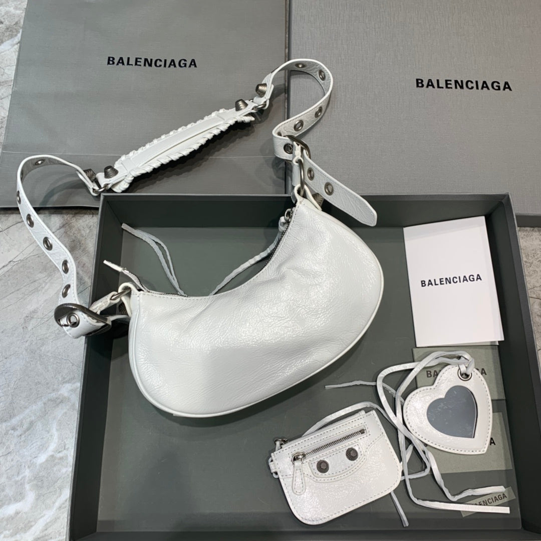 new-designer-premium-bags-nm24310