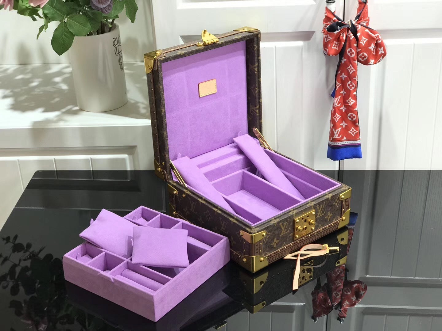 Dragons Bags - Best High-End Brands in One Place - AFFORDABLE LUXURY BAGS - 4021