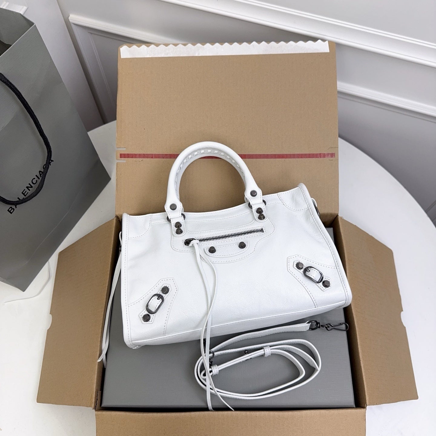 new-designer-premium-bags-nm24031
