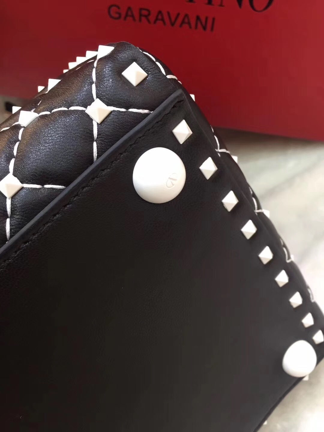 Dragons Bags - Best High-End Brands in One Place - AFFORDABLE LUXURY BAGS - 5557