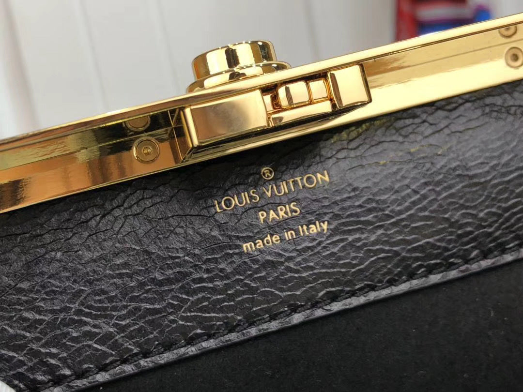 Dragons Bags - Premium Luxury Goods and Accessories - AFFORDABLE LUXURY BAGS - 4286