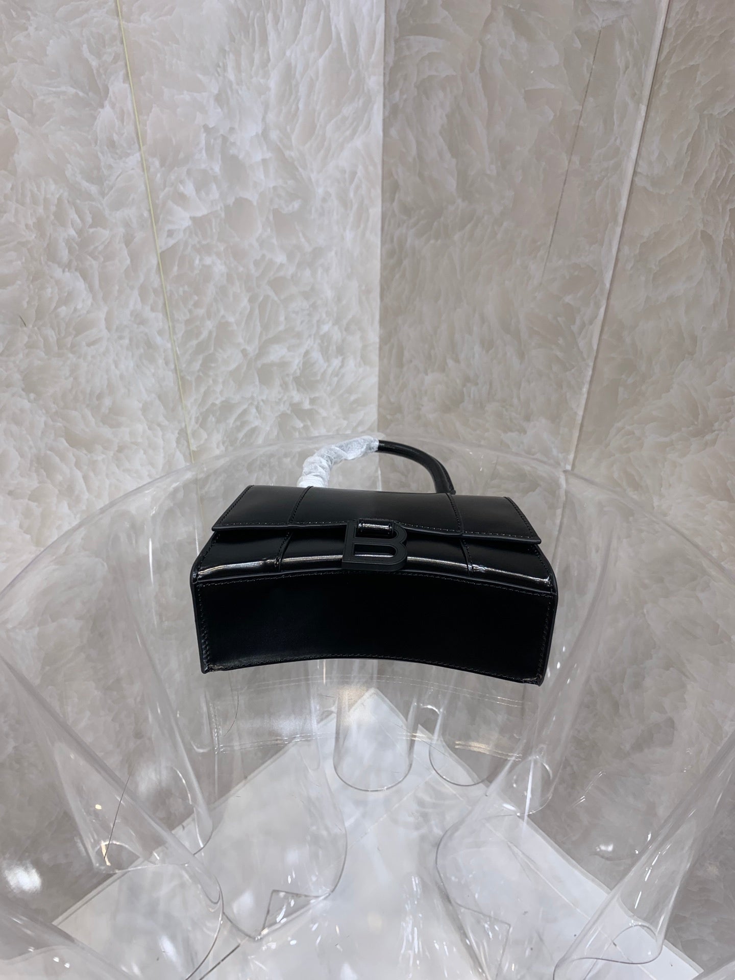 new-luxury-designer-bags-nm24073