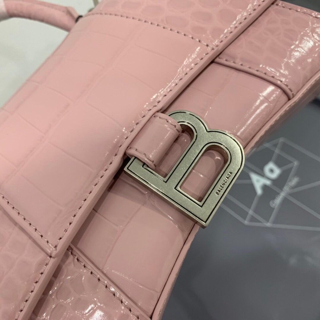 new-luxury-designer-bags-nm24065