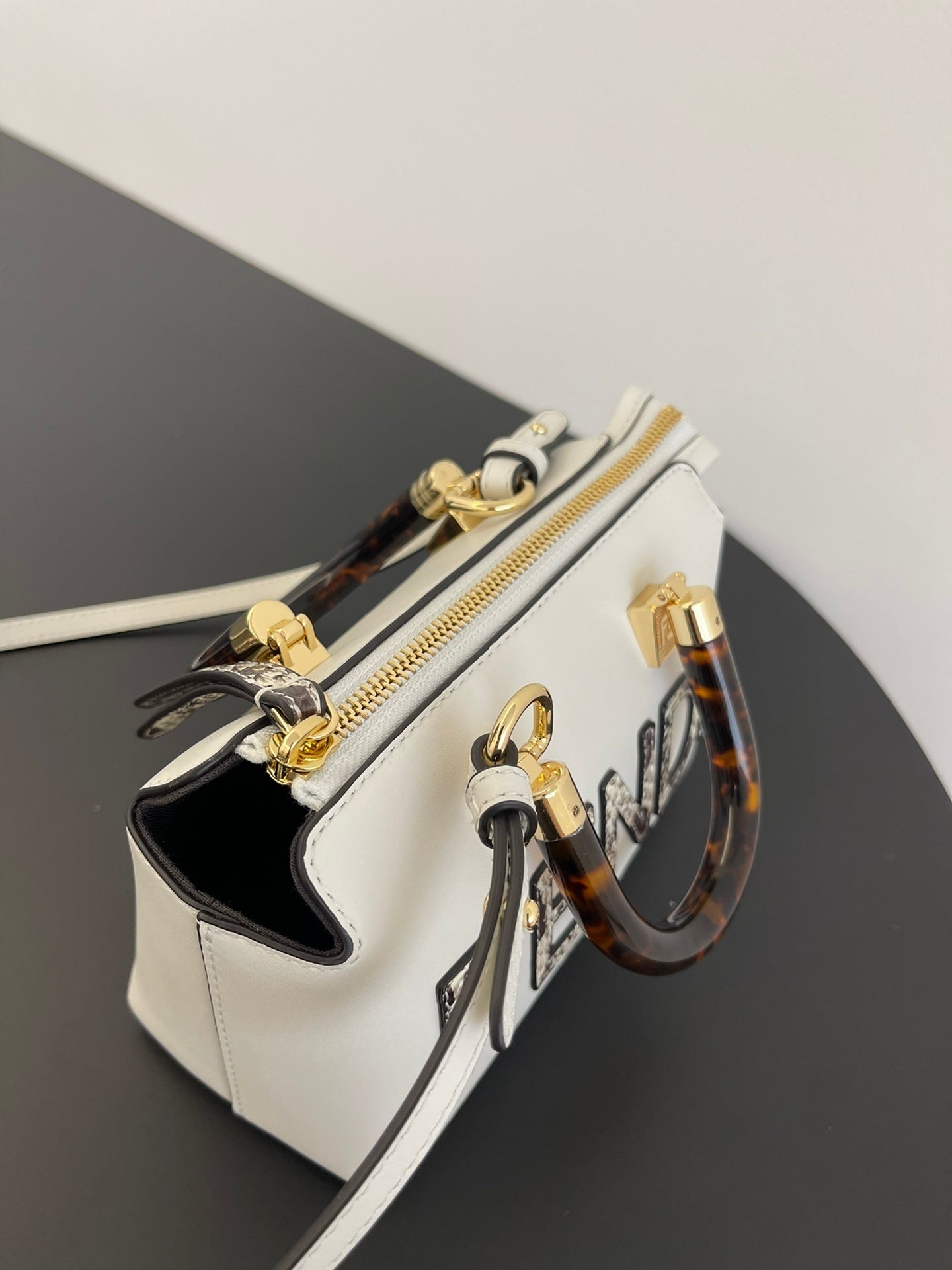 Dragons Bags - High-Quality Designer Products for You - AFFORDABLE LUXURY BAGS - 19166