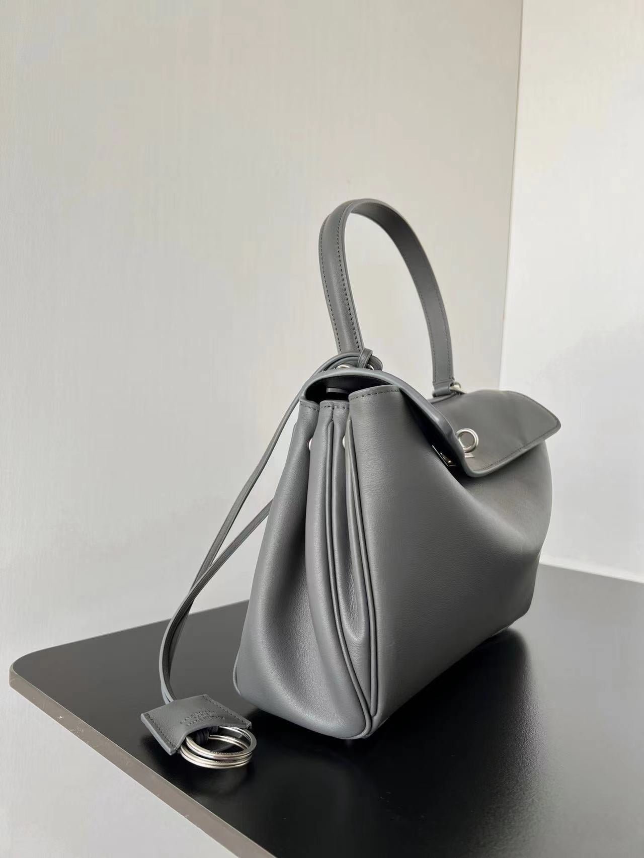 new-designer-premium-bags-nm25066