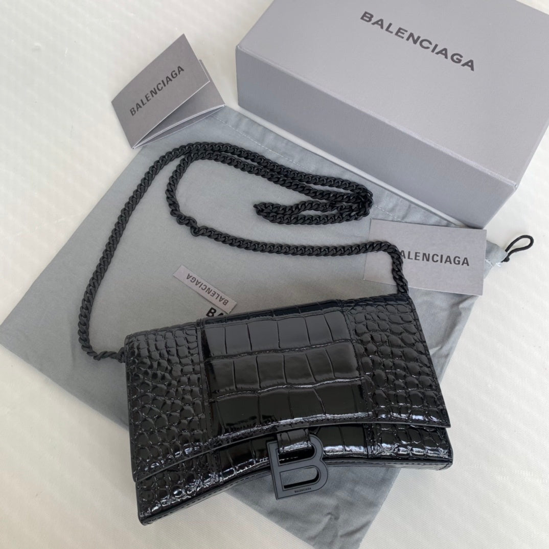 new-luxury-designer-bags-nm25072
