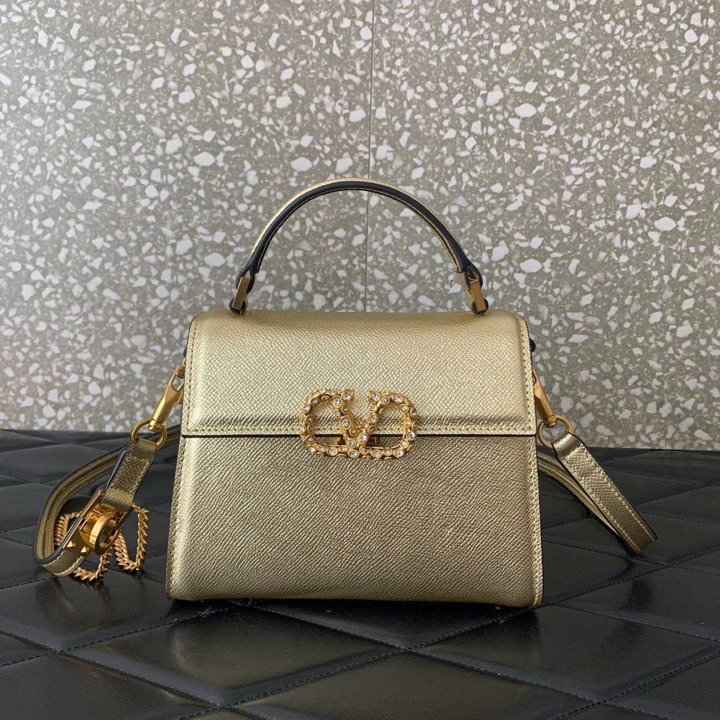 Dragons Bags - Best High-End Brands in One Place - AFFORDABLE LUXURY BAGS - 5505