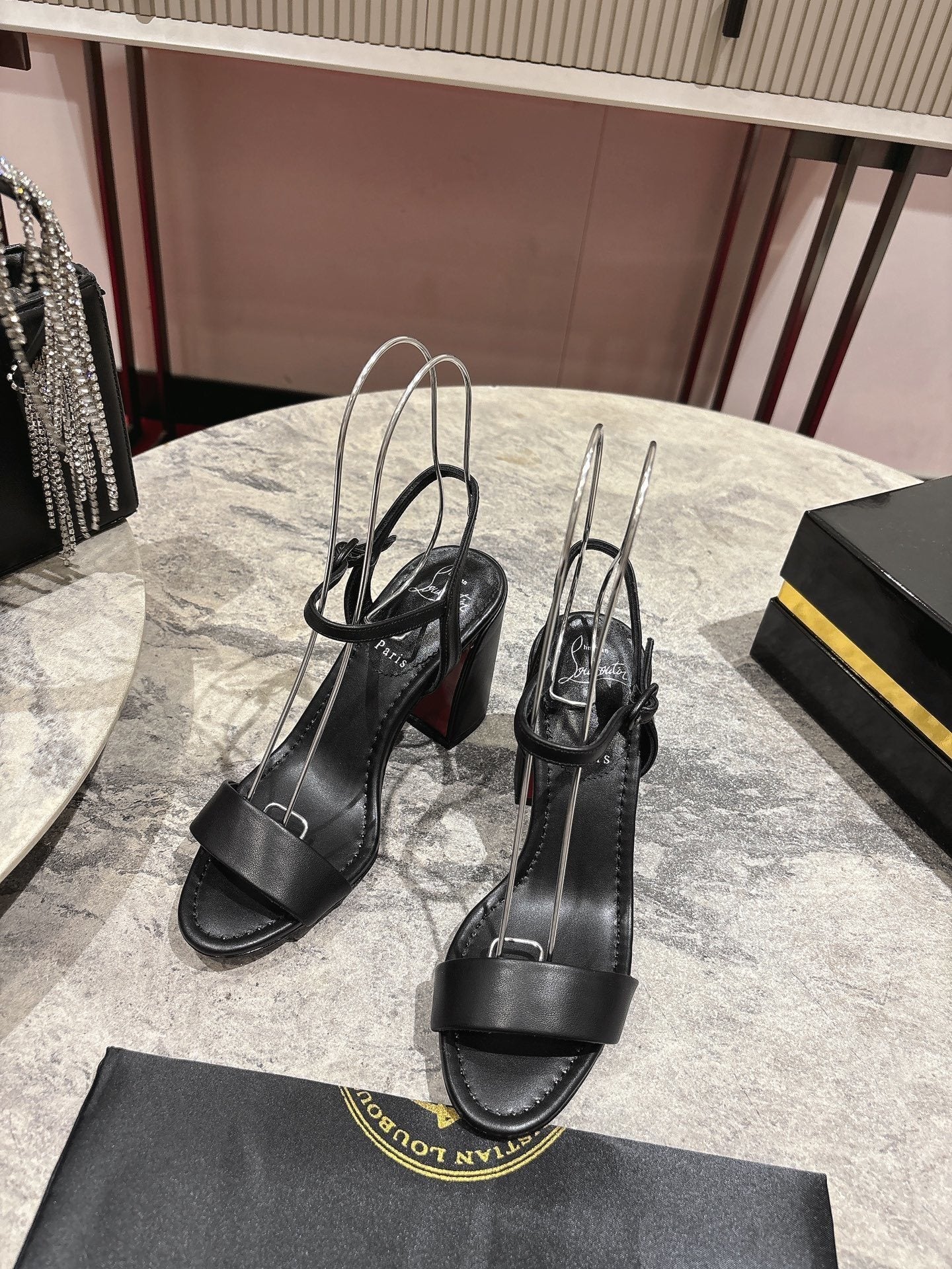 Dragons Bags - Best High-End Brands in One Place - AFFORDABLE LUXURY HEELS - 8297