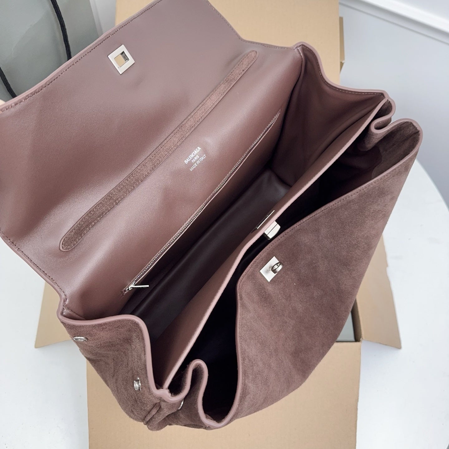 new-luxury-designer-bags-nm24046