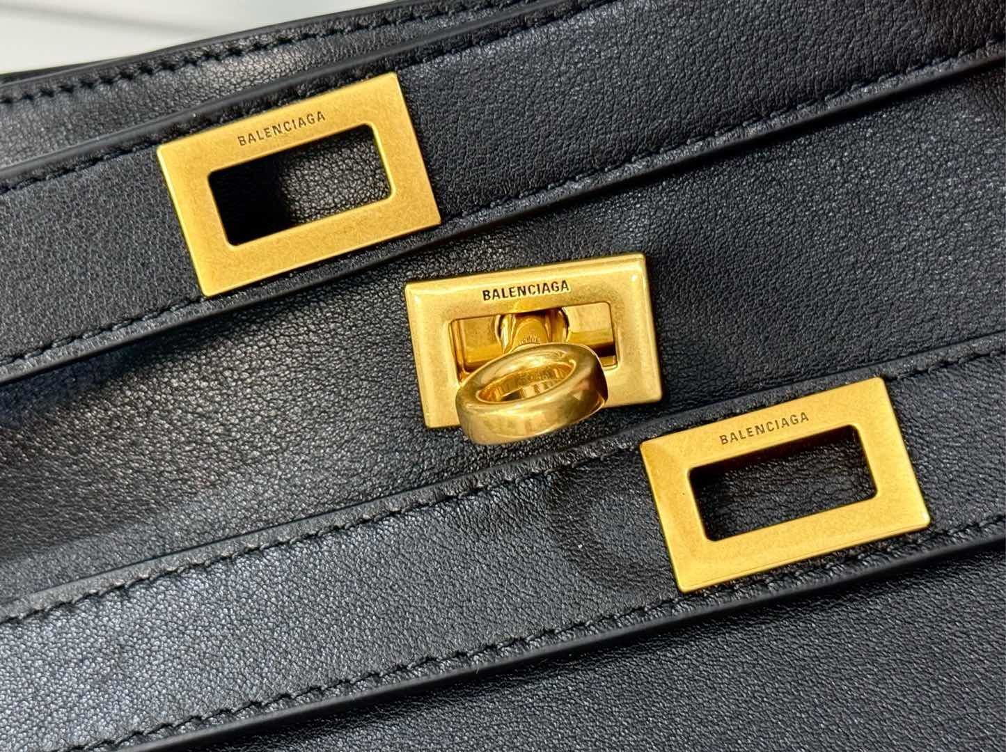 new-luxury-designer-bags-nm24908