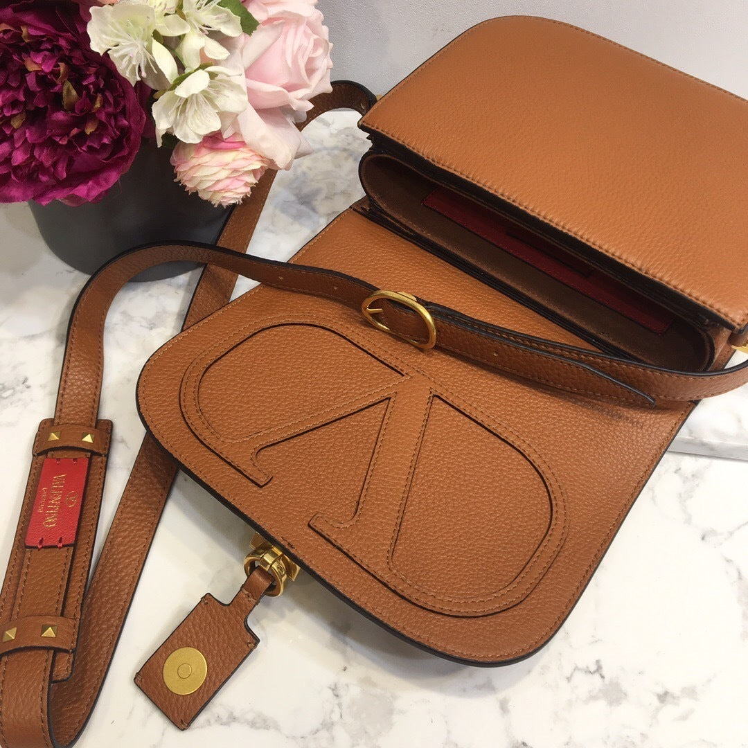 Dragons Bags - High-Quality Designer Products for You - AFFORDABLE LUXURY BAGS - 5599