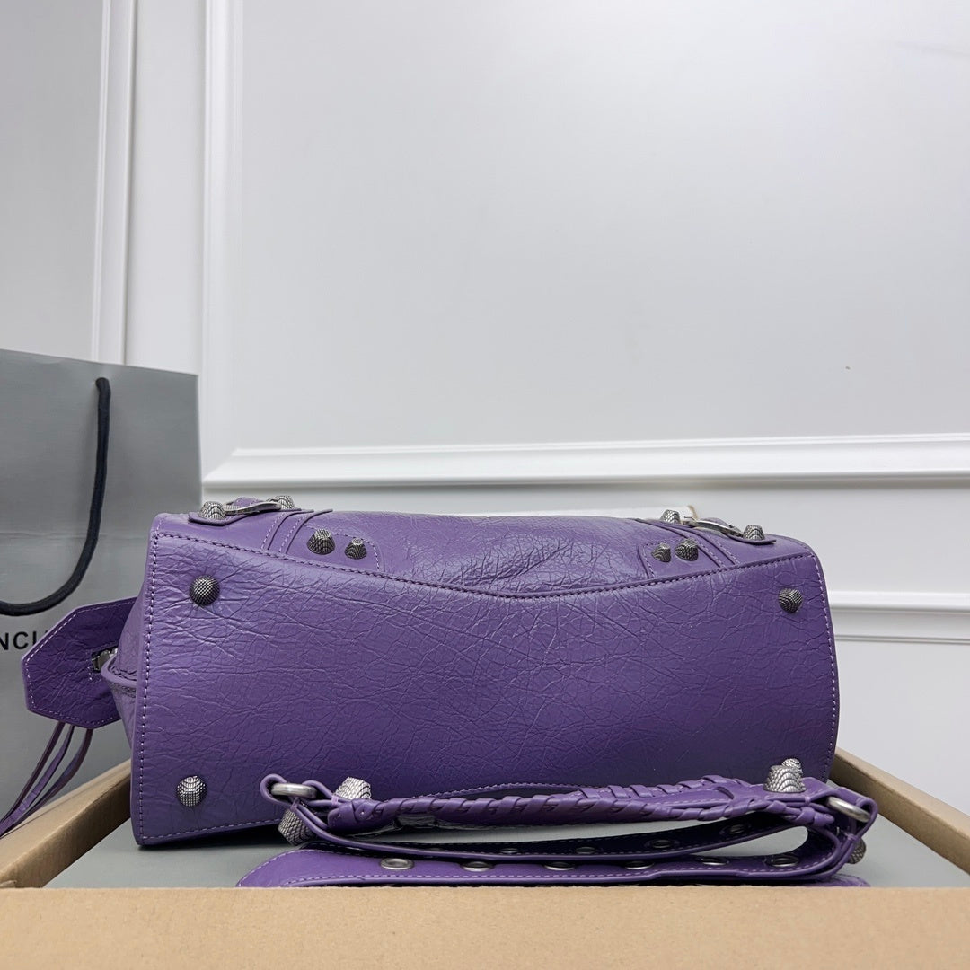 new-luxury-designer-bags-nm24278