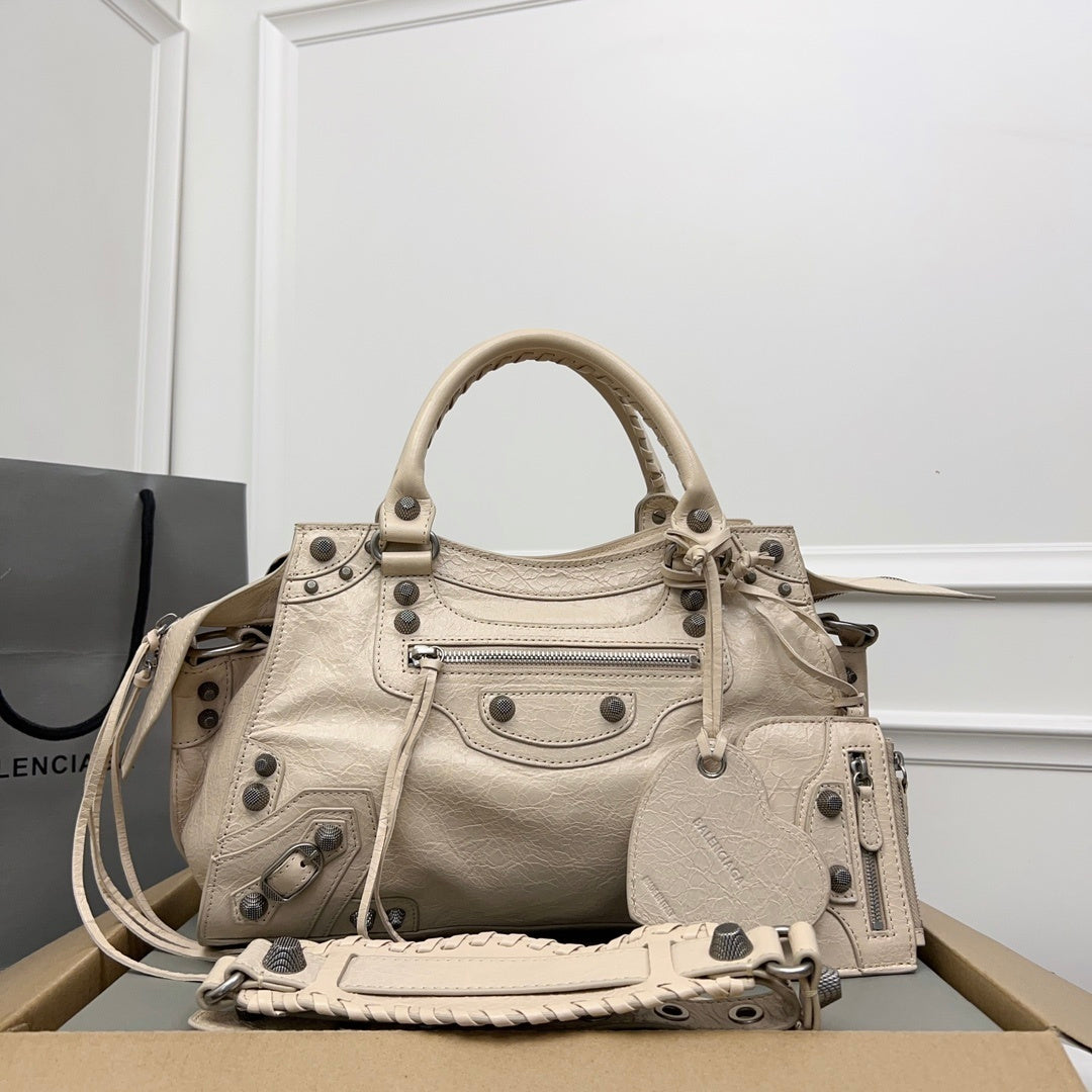 new-luxury-designer-bags-nm24277