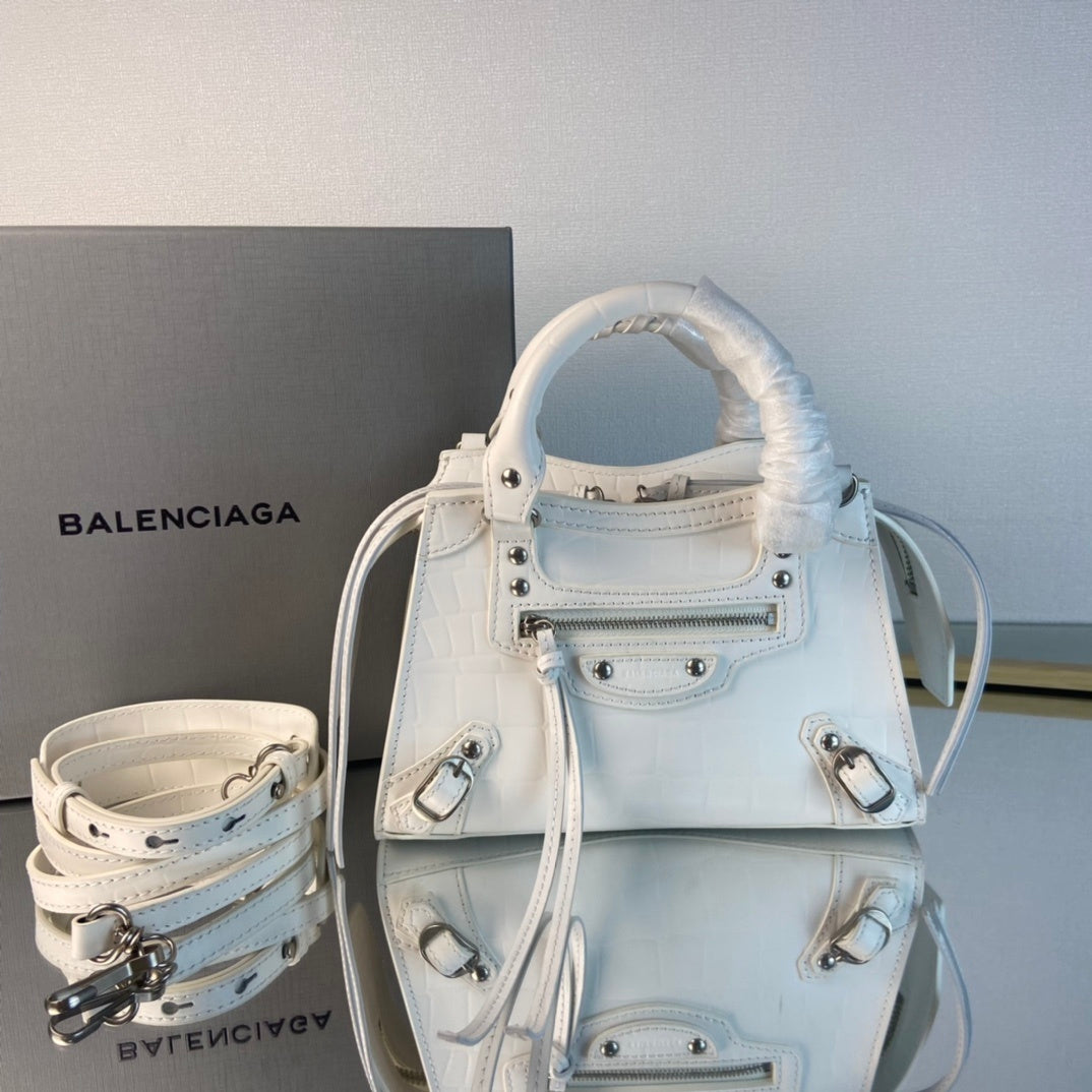 new-designer-premium-bags-nm25075
