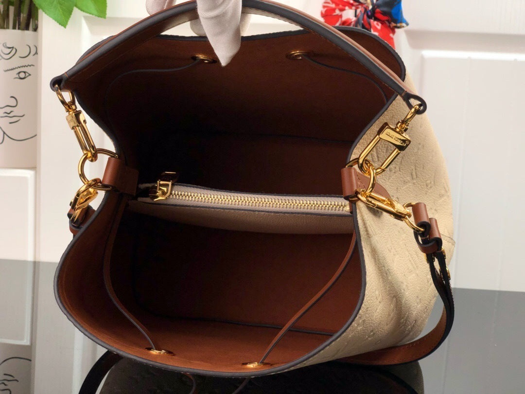 new-luxury-designer-bags-nm22051