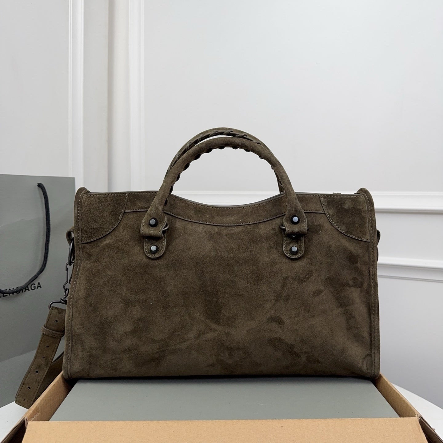 new-designer-premium-bags-nm24013