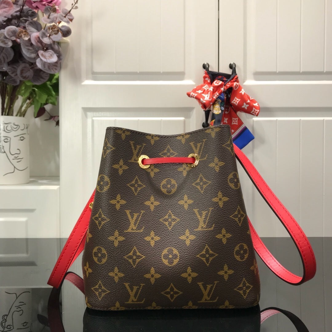 new-luxury-designer-bags-nm22080