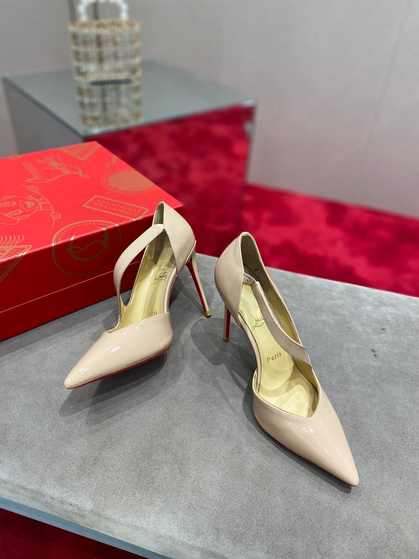 Dragons Bags - High-Quality Designer Products for You - AFFORDABLE LUXURY HEELS - 7963