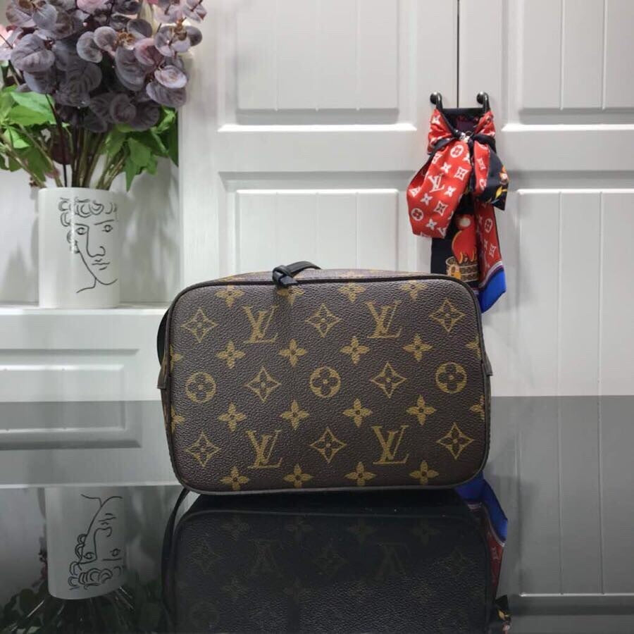 new-luxury-designer-bags-nm22080