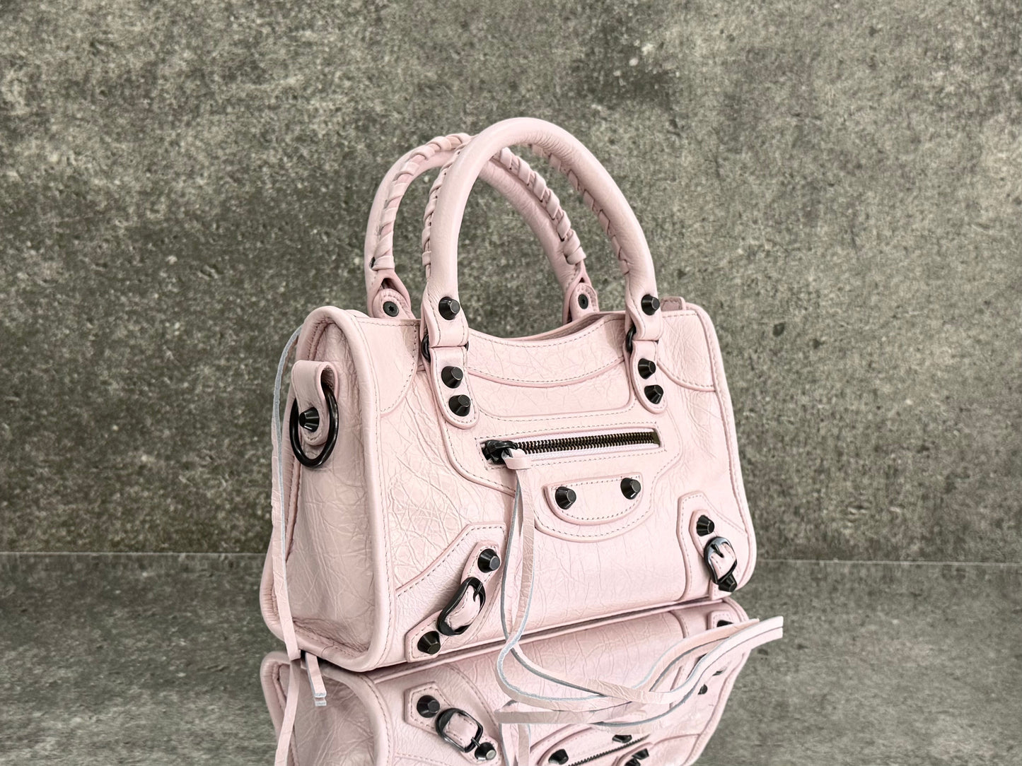 new-luxury-designer-bags-nm24909