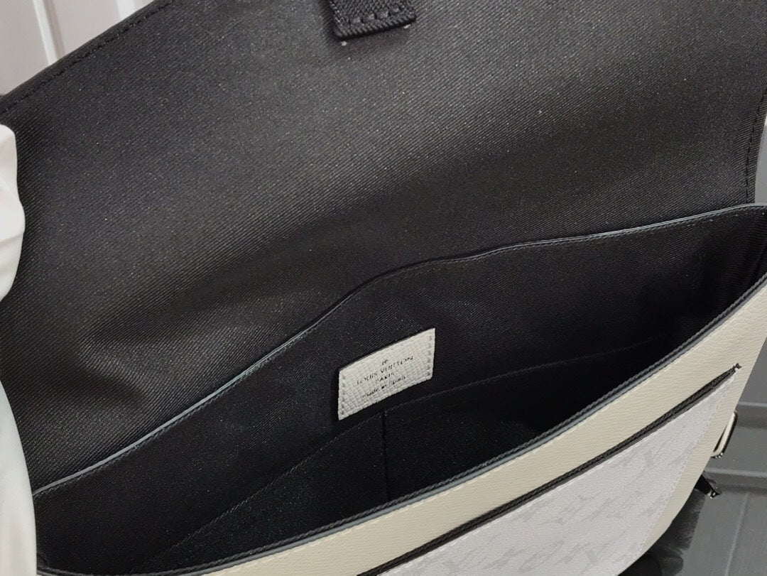 new-designer-premium-bags-nm22093