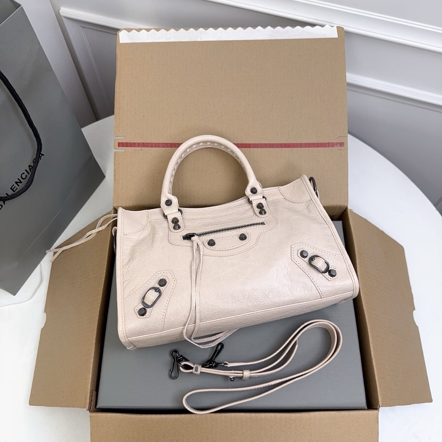new-designer-premium-bags-nm24033
