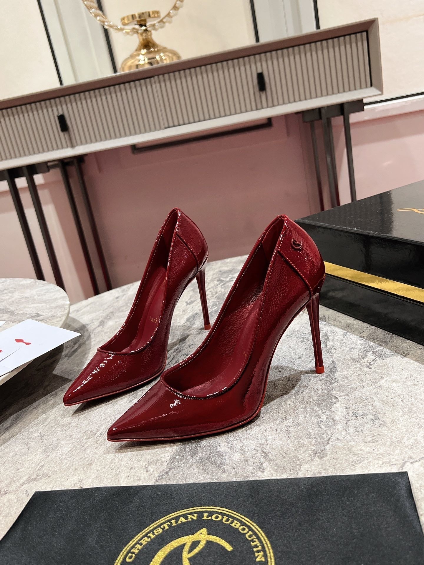 Dragons Bags - High-Quality Designer Products for You - AFFORDABLE LUXURY HEELS - 8191