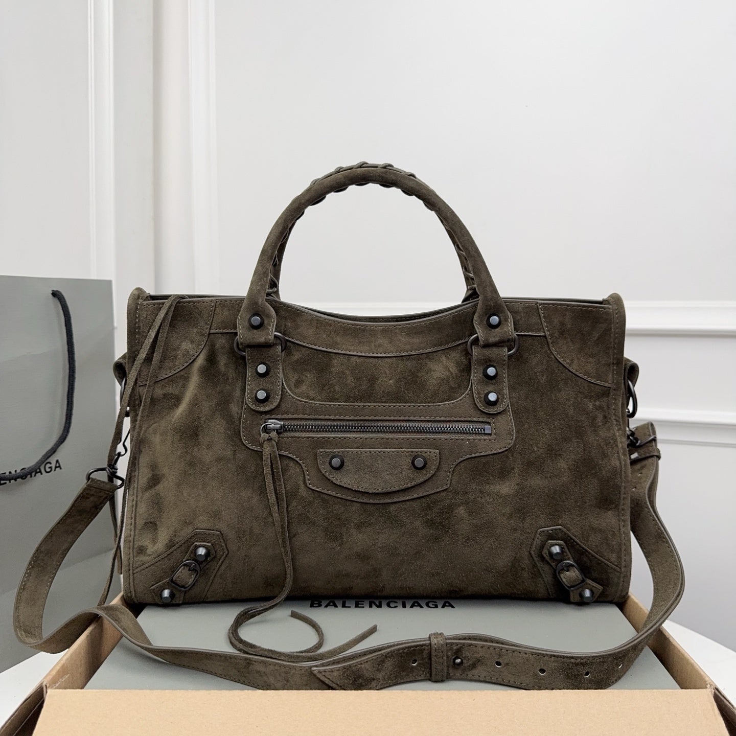 new-designer-premium-bags-nm24013
