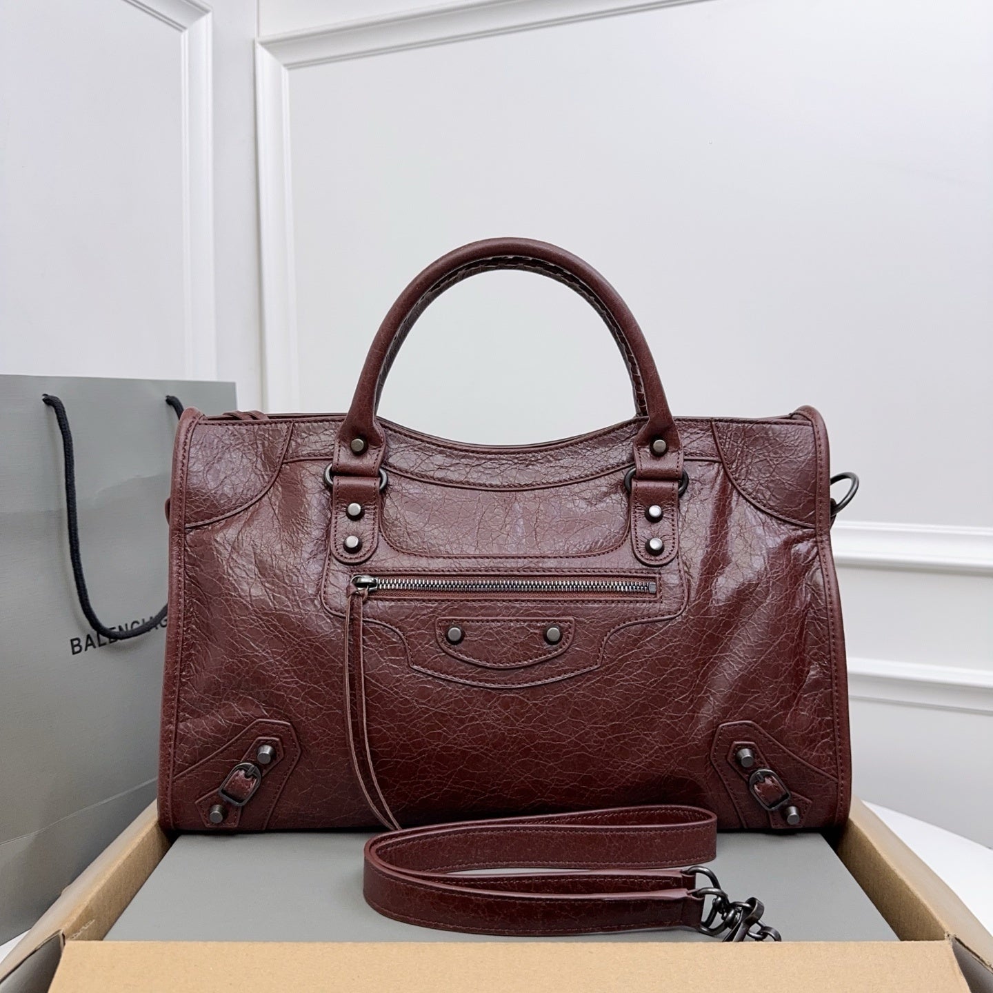 new-designer-premium-bags-nm24004