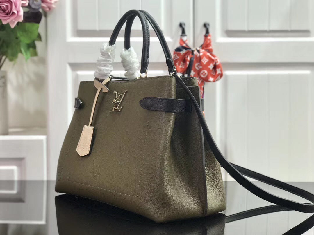 new-designer-premium-bags-nm21854