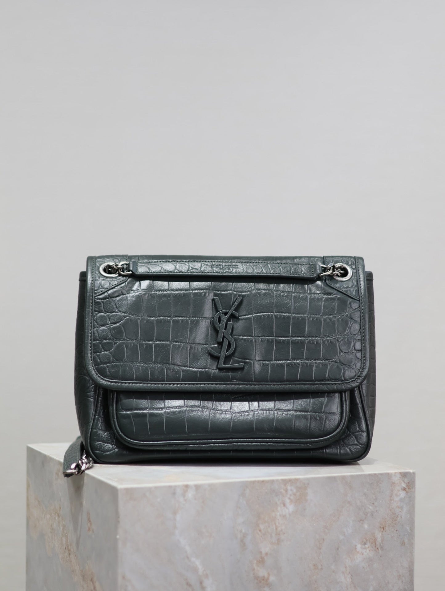 Dragons Bags - High-Quality Designer Products for You - AFFORDABLE LUXURY BAGS - 5995
