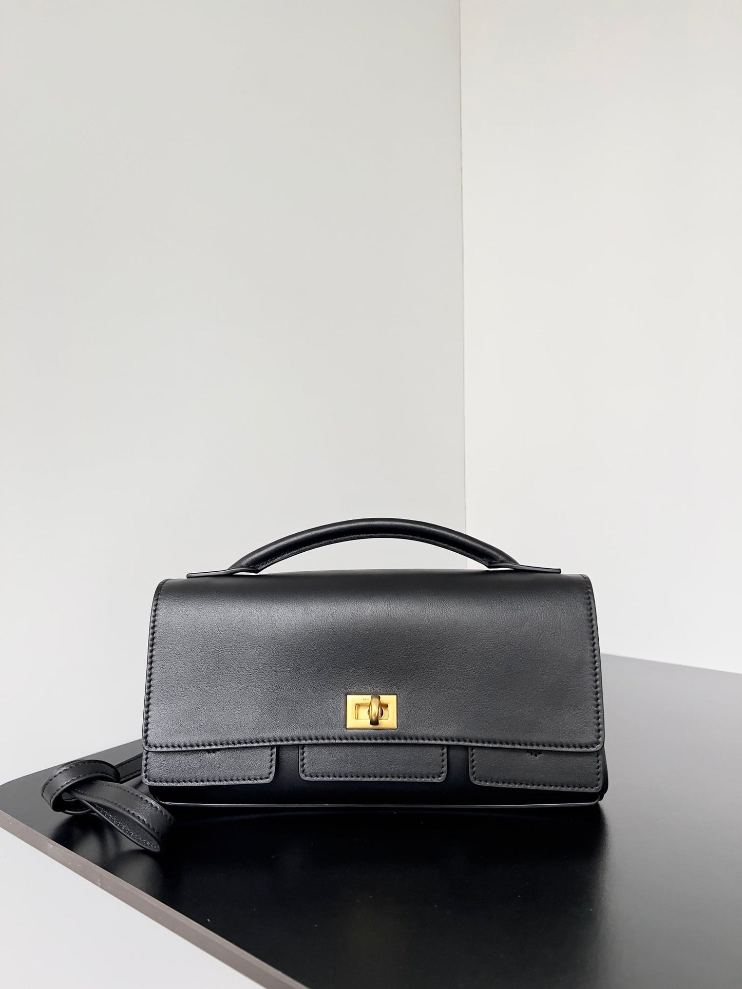 new-luxury-designer-bags-nm24075