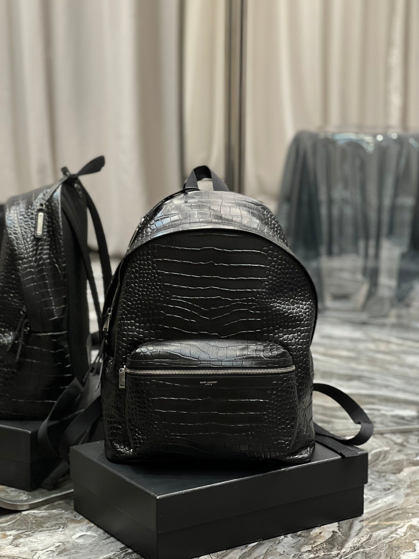 new-luxury-designer-bags-nm24275