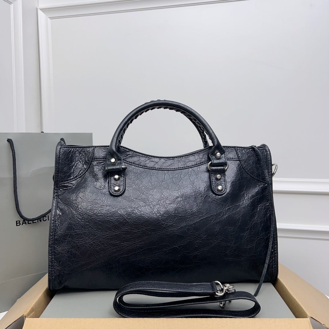 new-designer-premium-bags-nm24012