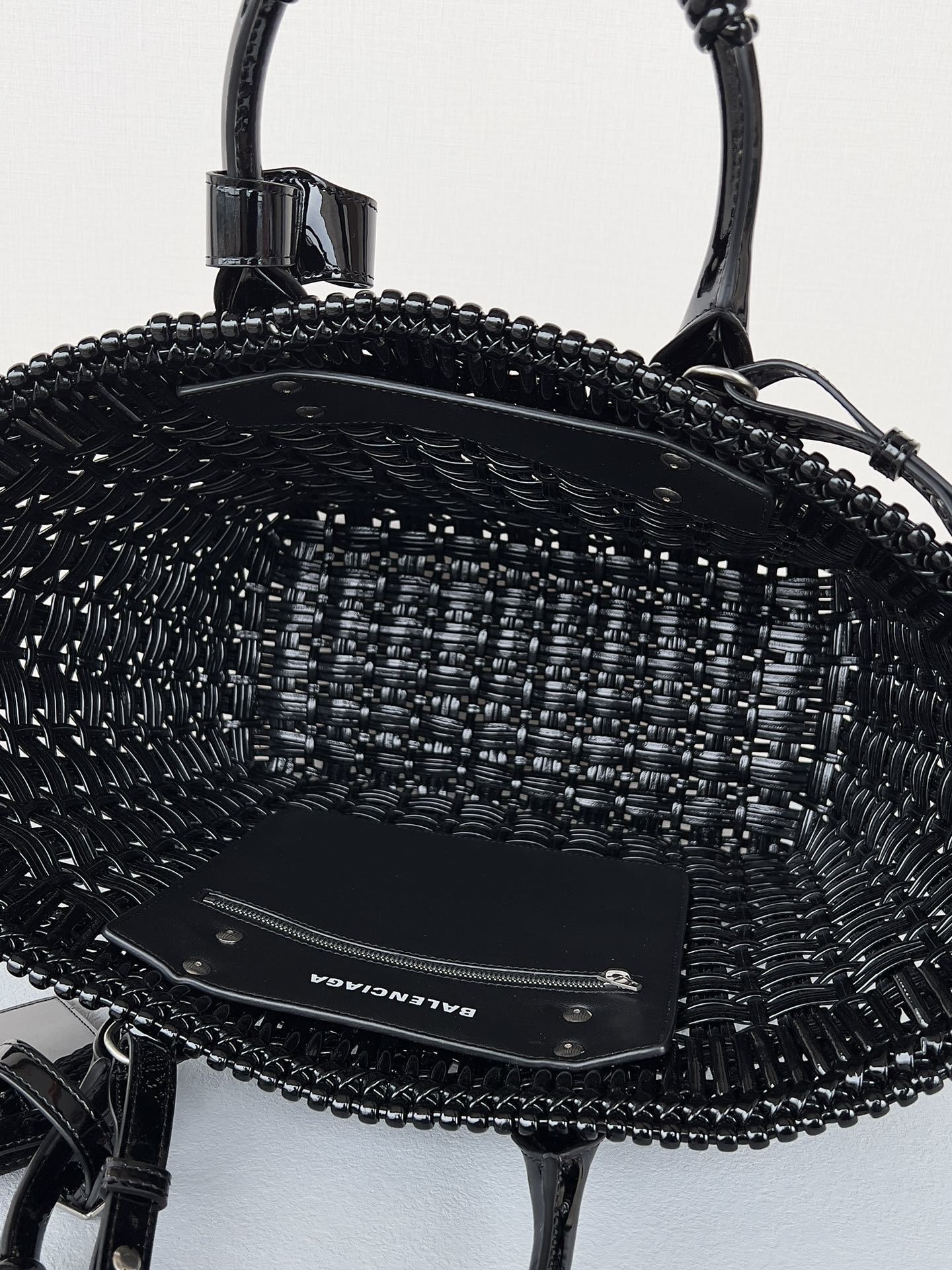 new-luxury-designer-bags-nm24063