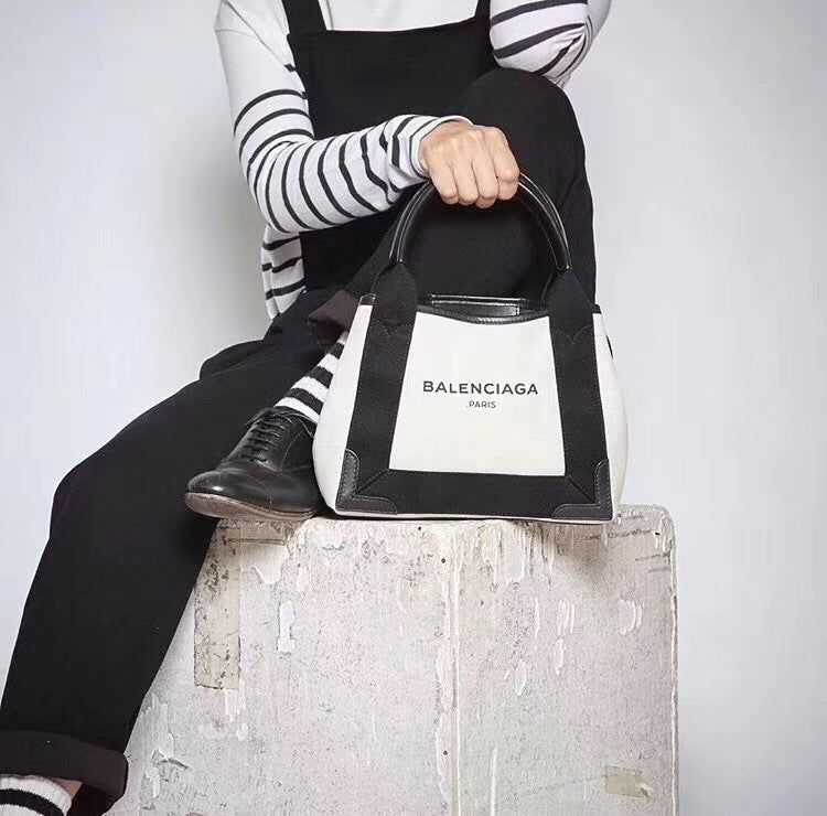 new-designer-premium-bags-nm24448