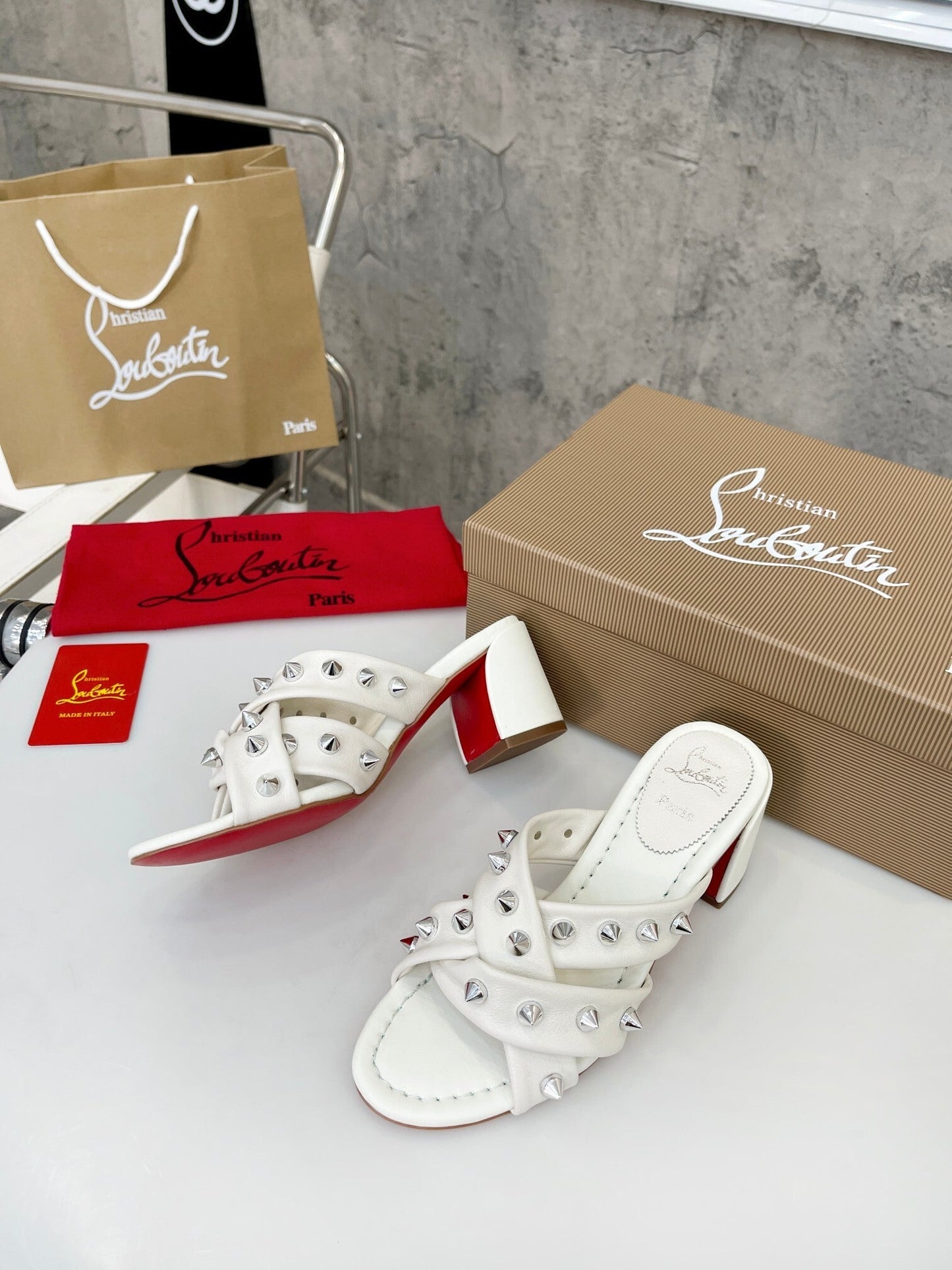 Dragons Bags - Premium Luxury Goods and Accessories - AFFORDABLE LUXURY HEELS - 7998