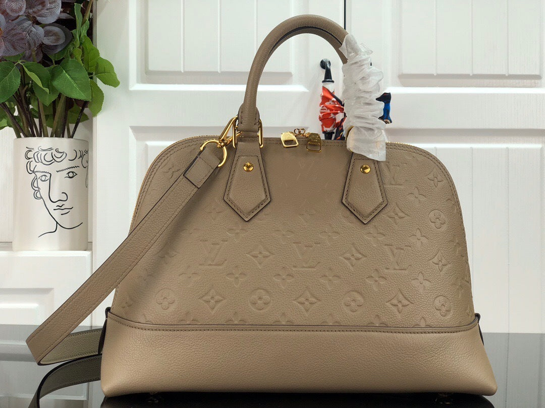 new-luxury-designer-bags-nm22036