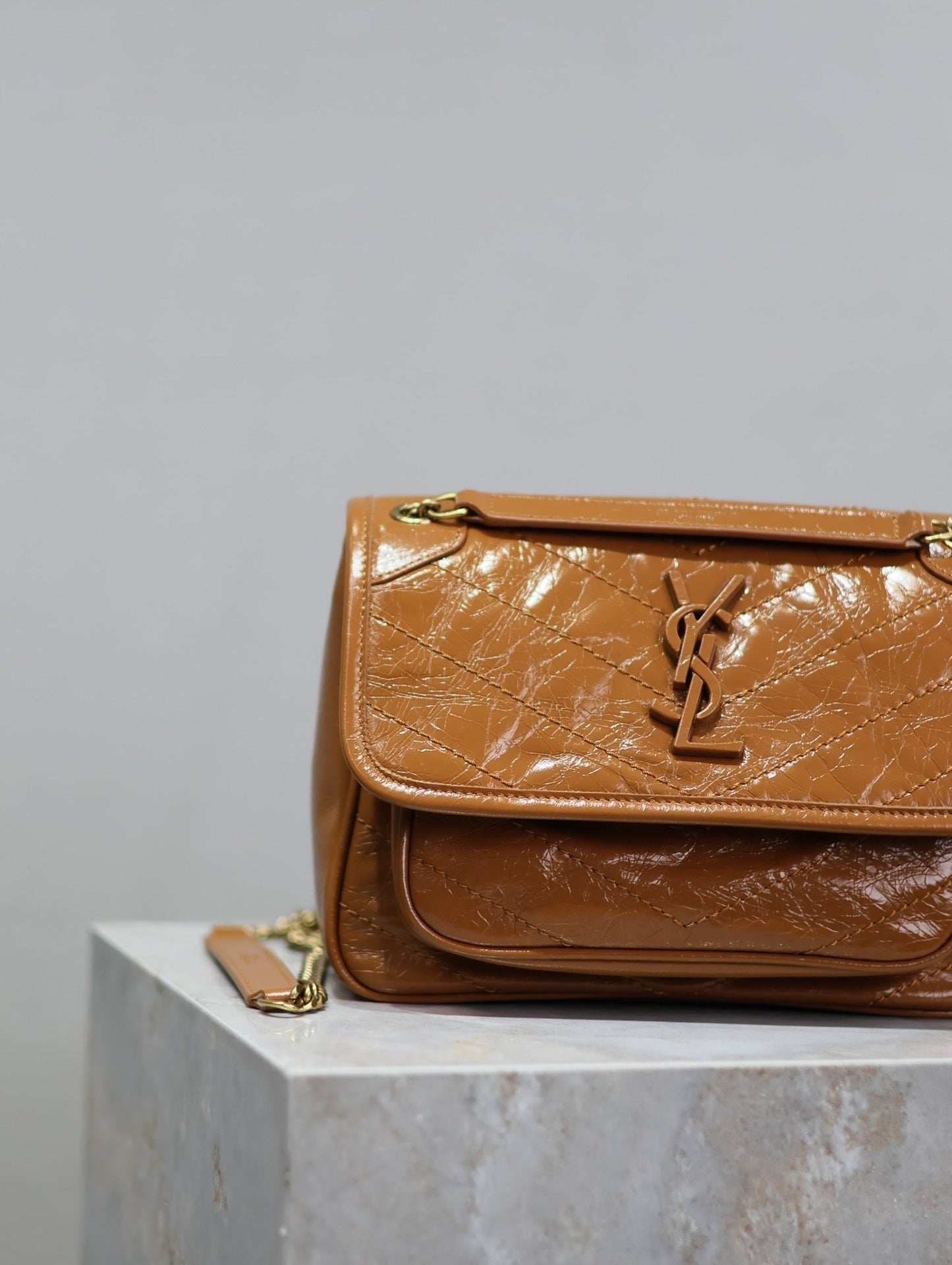 Dragons Bags - Best High-End Brands in One Place - AFFORDABLE LUXURY BAGS - 5993
