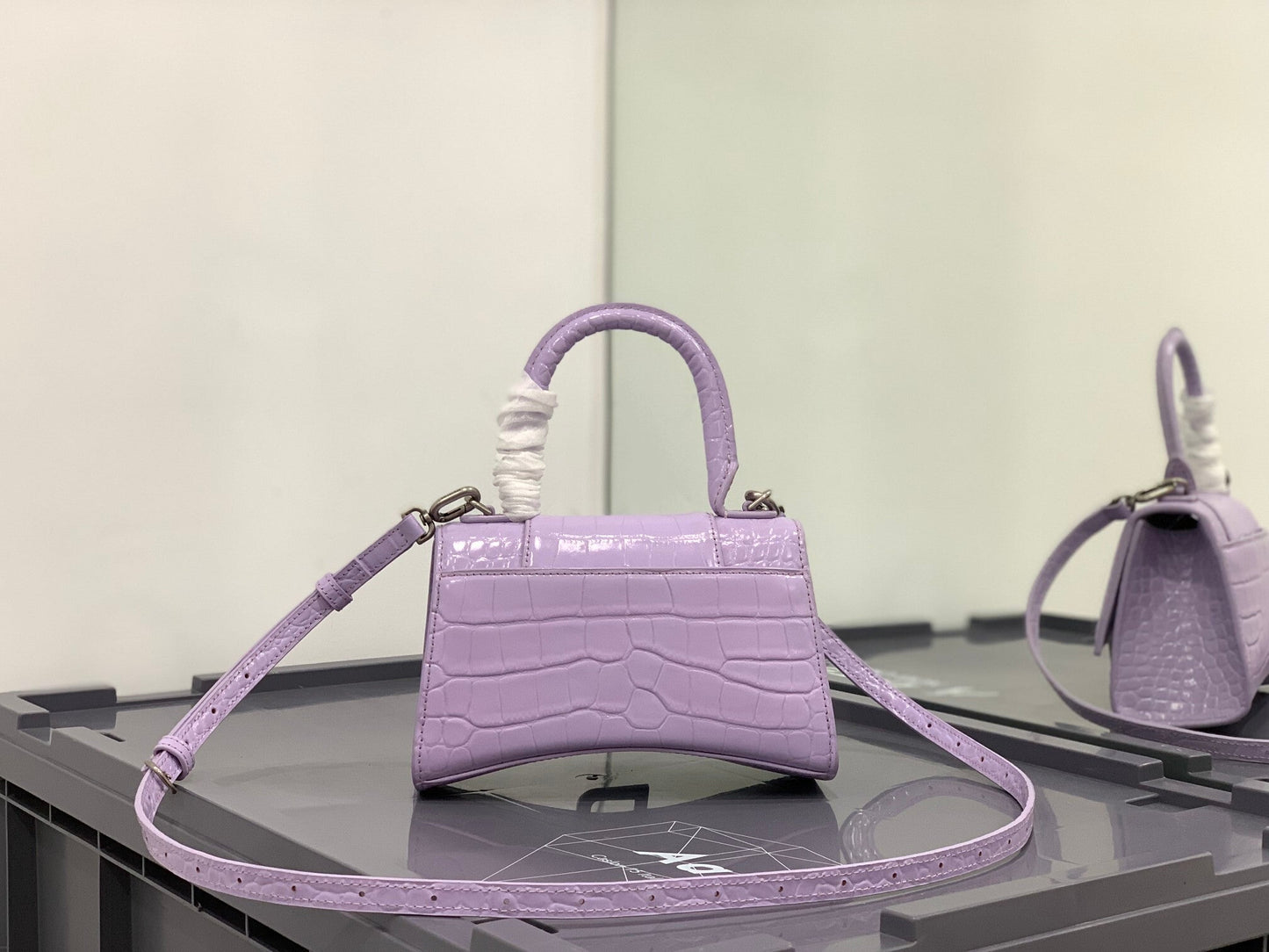 new-luxury-designer-bags-nm24067