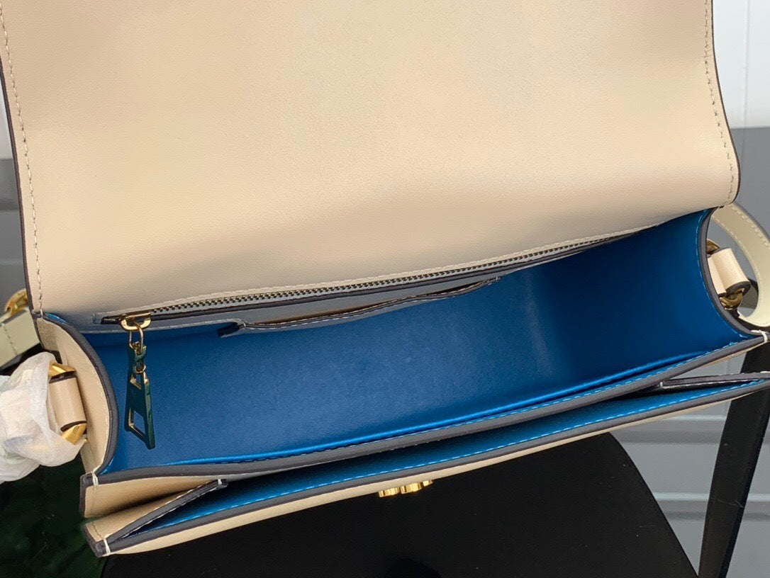 Dragons Bags - DESIGNER BAGS FOR WOMEN - AFFORDABLE LUXURY BAGS - 3600