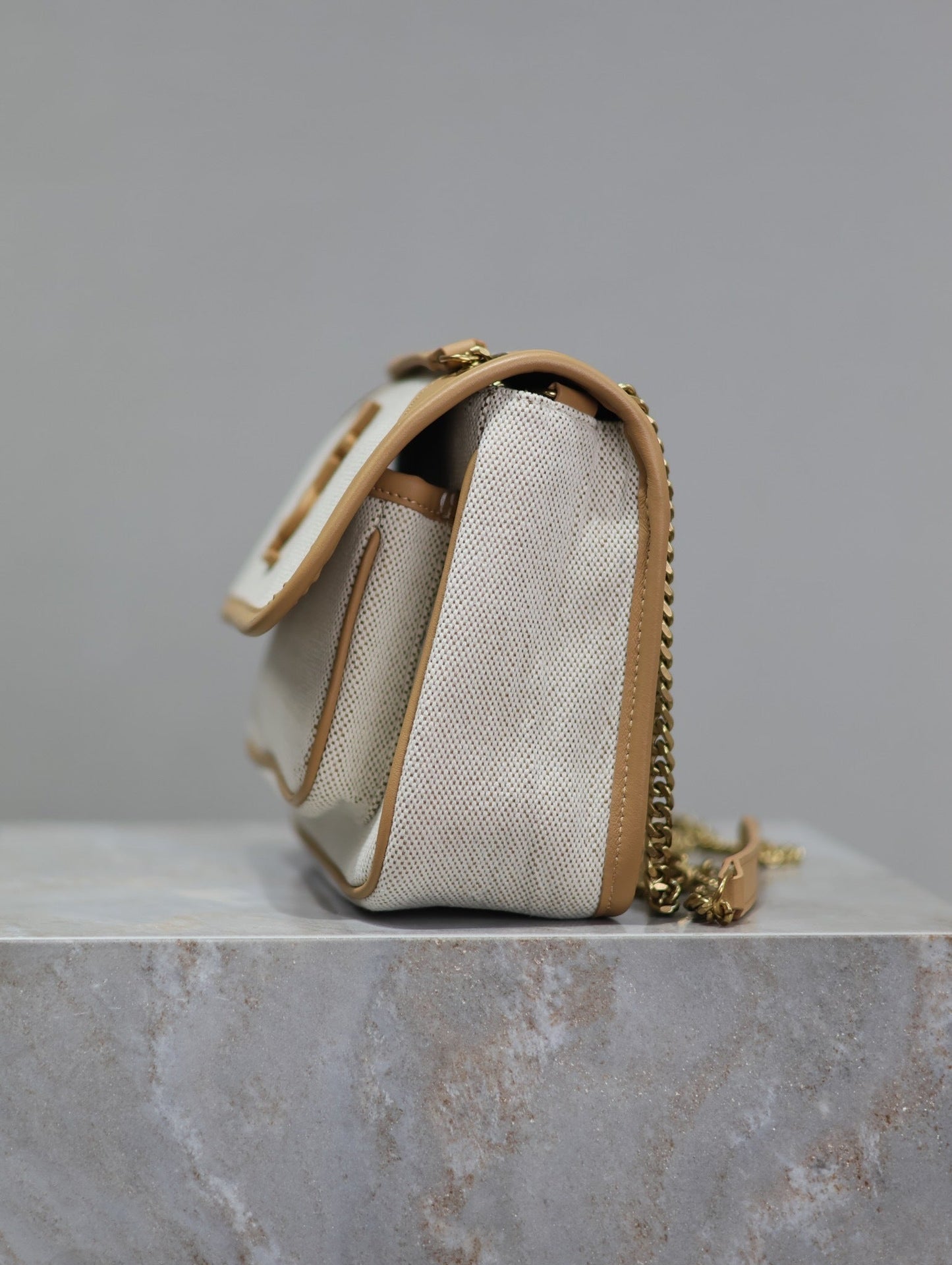 Dragons Bags - Best High-End Brands in One Place - AFFORDABLE LUXURY BAGS - 6001