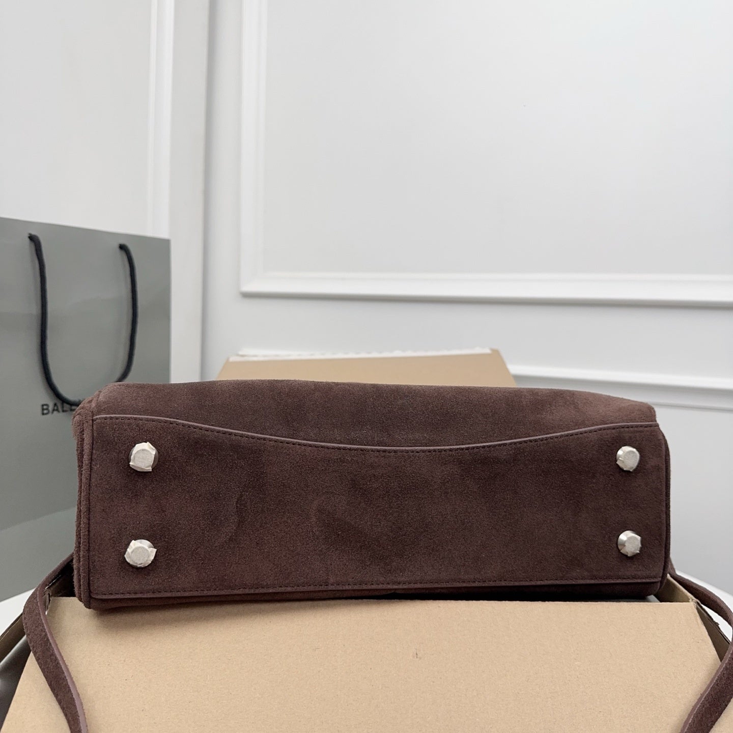 new-luxury-designer-bags-nm24057