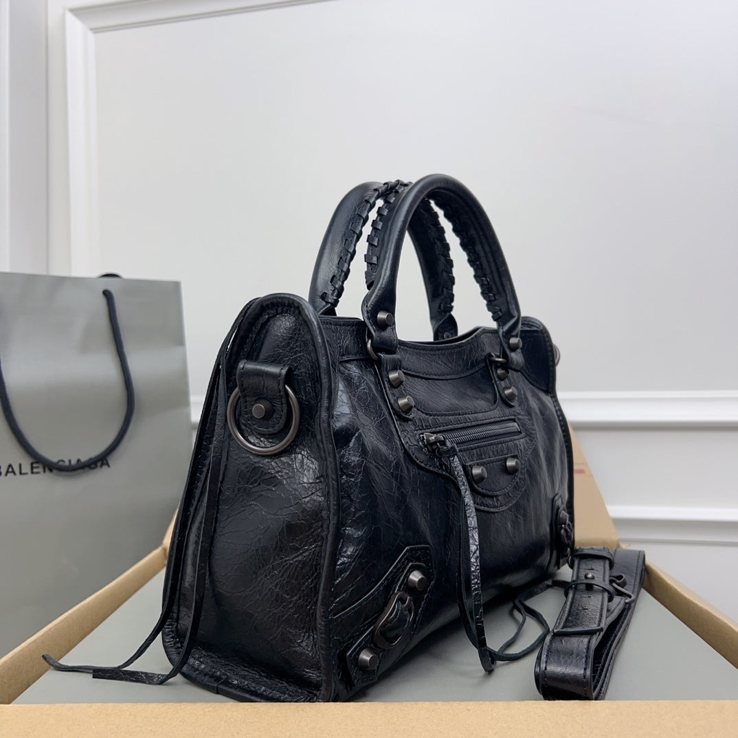 new-designer-premium-bags-nm24018