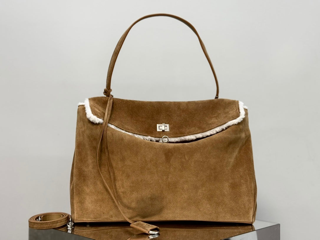 new-luxury-designer-bags-nm24655