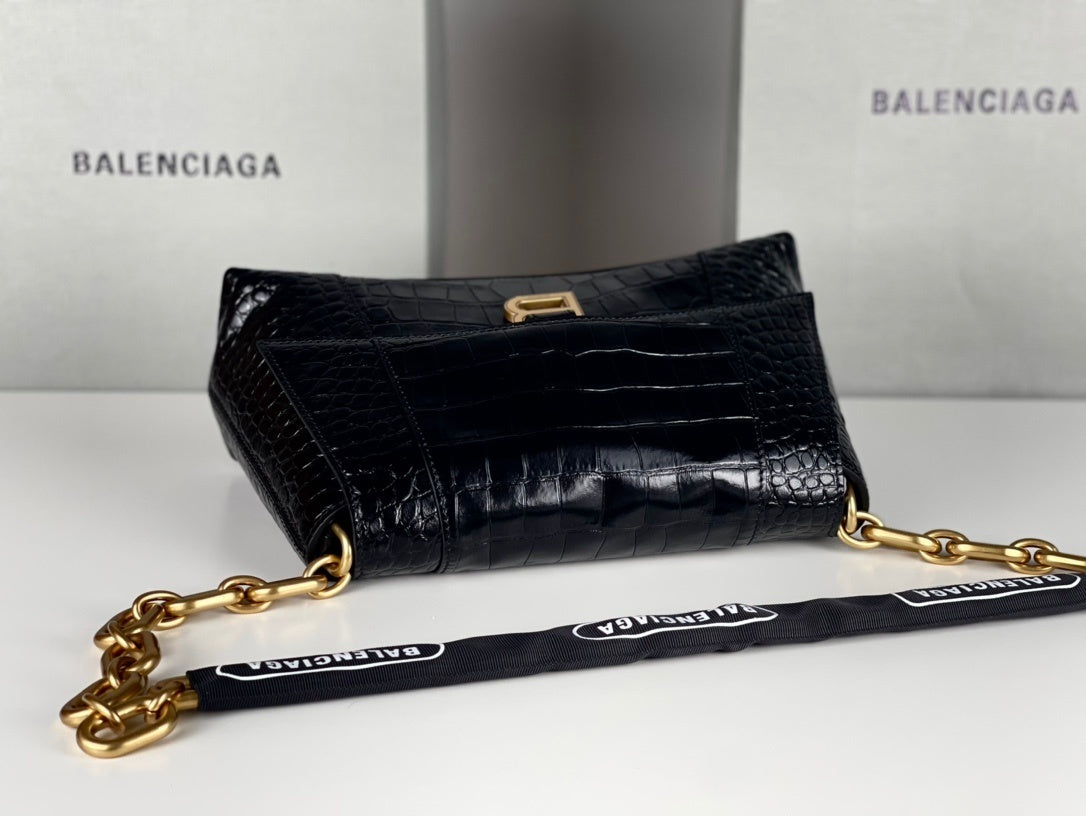 new-luxury-designer-bags-nm24188